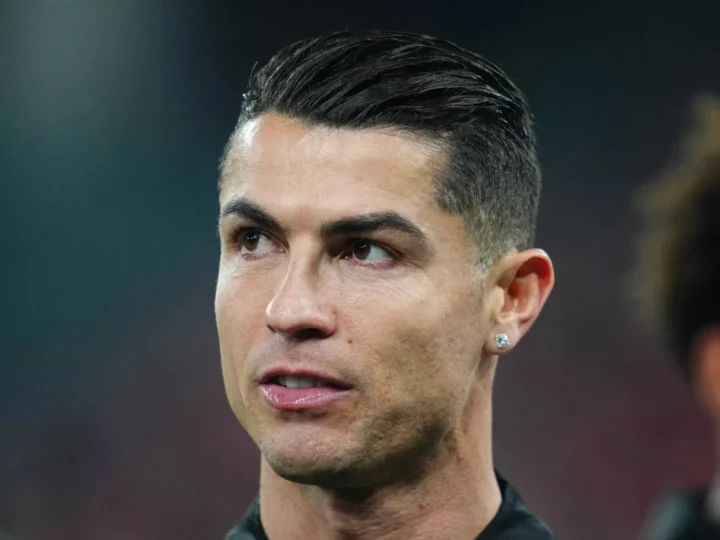 Entenda a norma que barra Cristiano Ronaldo de jogar na Espanha após comprar time