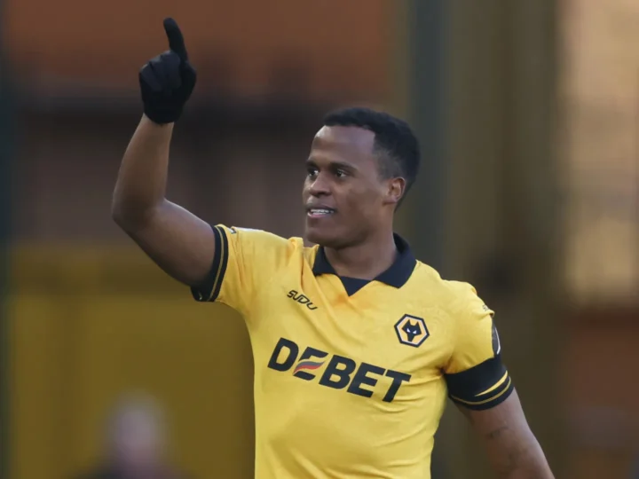 Estreia de Arias pode fazer pilar de Abel mudar de posição no Palmeiras