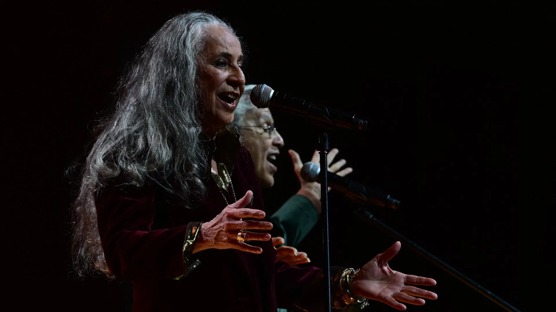 Caetano e Bethânia vencedores do Grammy: Quais brasileiros já ganharam o prêmio? Muitos!