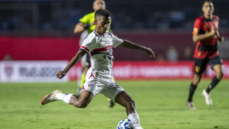 São Paulo quer dar prioridade ao Flamengo como arma para manter Marcos Antônio