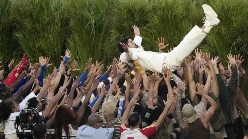 Bad Bunny faz shows de ‘Debí Tirar Más Fotos’ em SP; veja agenda da semana