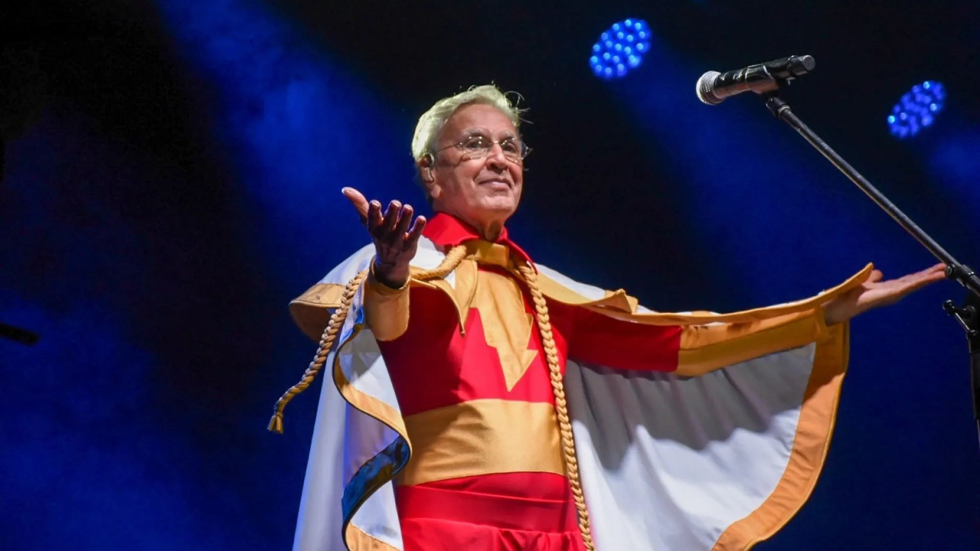 Famosos que foram expulsos de seu próprio país