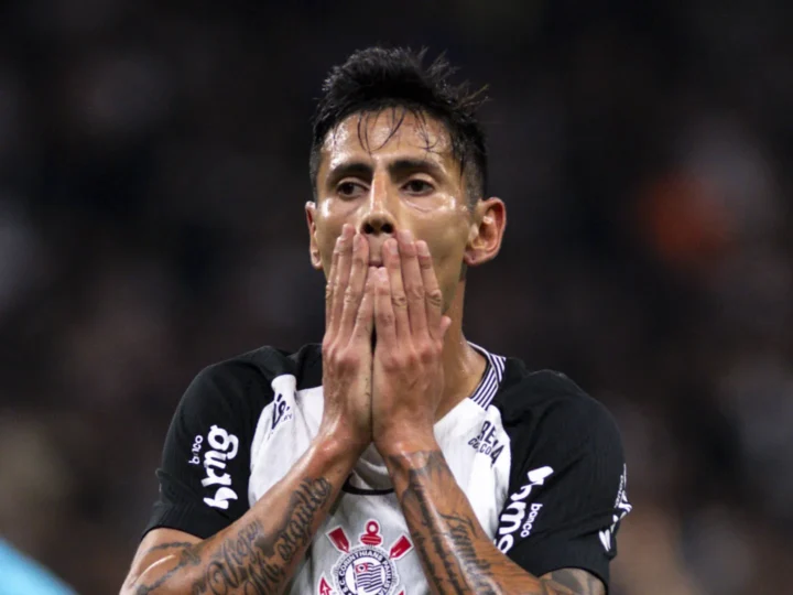 Após novela, Corinthians anuncia renovação com o lateral Angileri