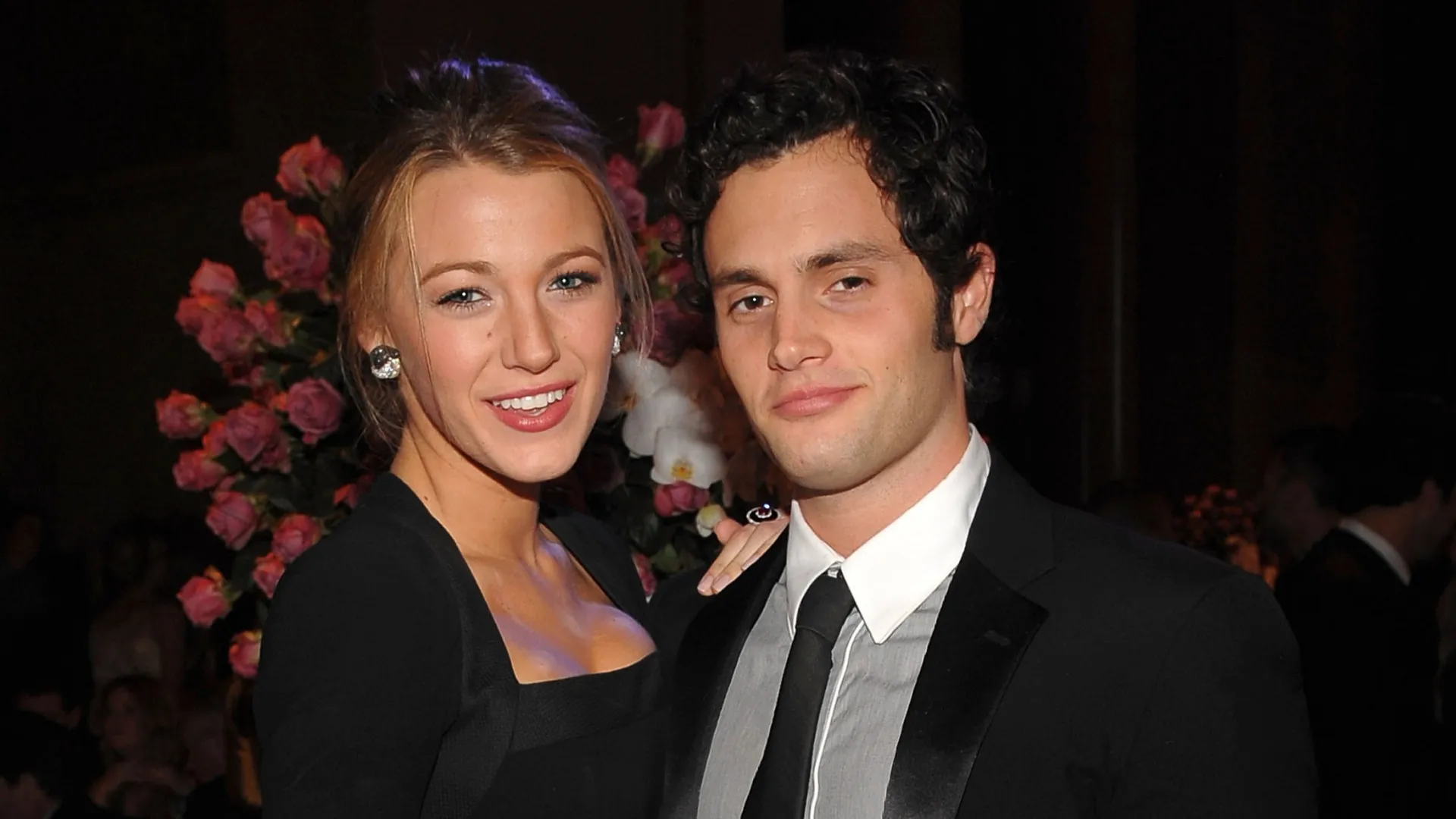 Irmãos na tela que viraram casais na vida real