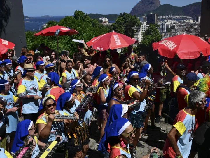 Carnaval 2026: veja programação dos blocos de rua no Rio nesta segunda