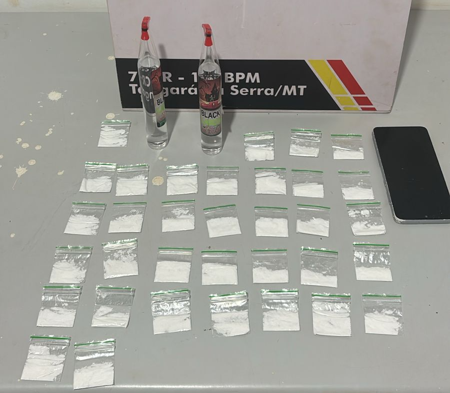 Suspeito é preso ao fazer entrega de drogas em motocicleta na rodoviária