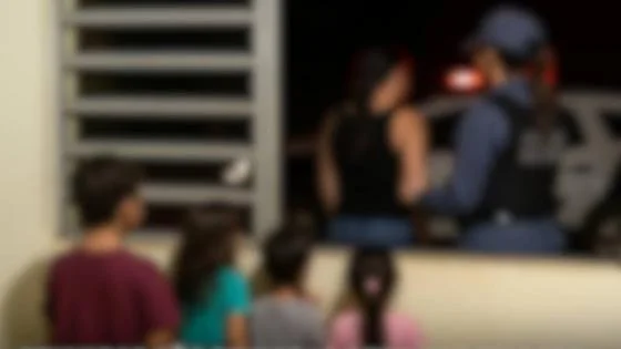 Bebê de 3 meses e outras três crianças são encontrados sozinhos e pais acabam presos em Mato Grosso