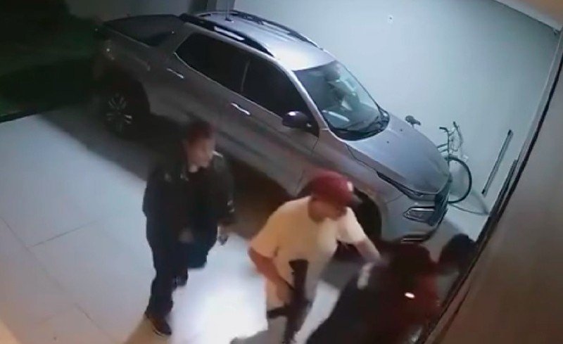 Família é feita refém durante assalto e caso termina em confronto com a polícia em Mato Grosso – veja vídeo:
