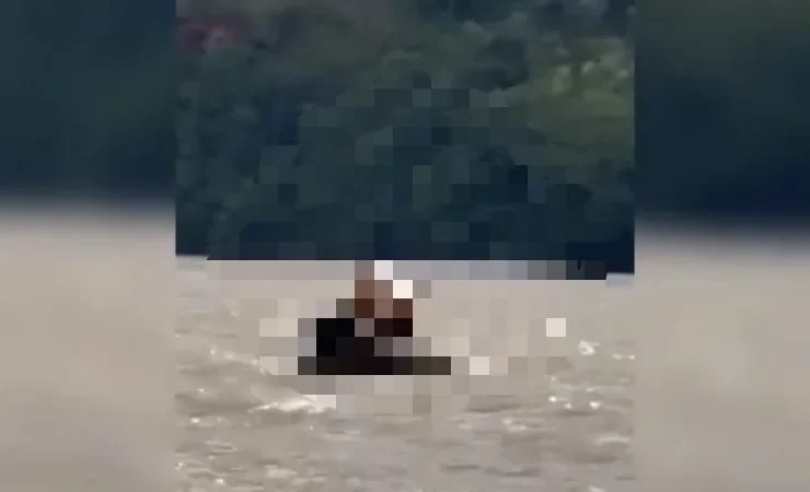 Casal é flagrado em situação íntima sobre jet ski no Rio Parnaíba e viraliza nas redes