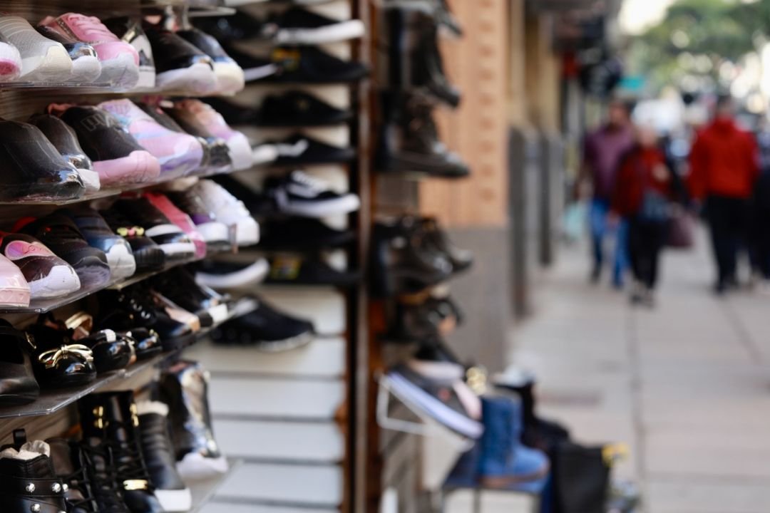 Endividamento das famílias bate novo recorde histórico em fevereiro