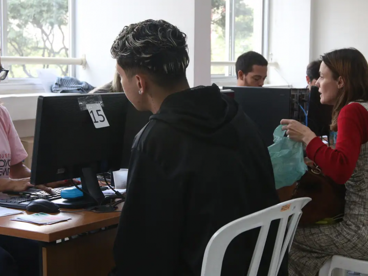 Taxa de desocupação é de 5,4% no trimestre encerrado em janeiro