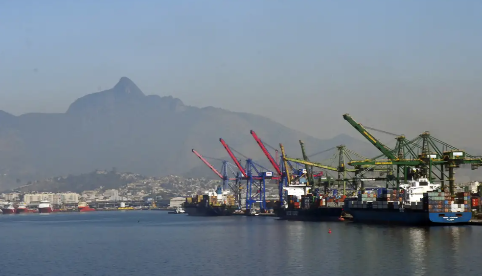 Balança comercial tem quarto melhor resultado para fevereiro