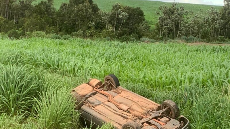 Carro capota na MT-419 e passageiro é encaminhado ao hospital em Guarantã do Norte