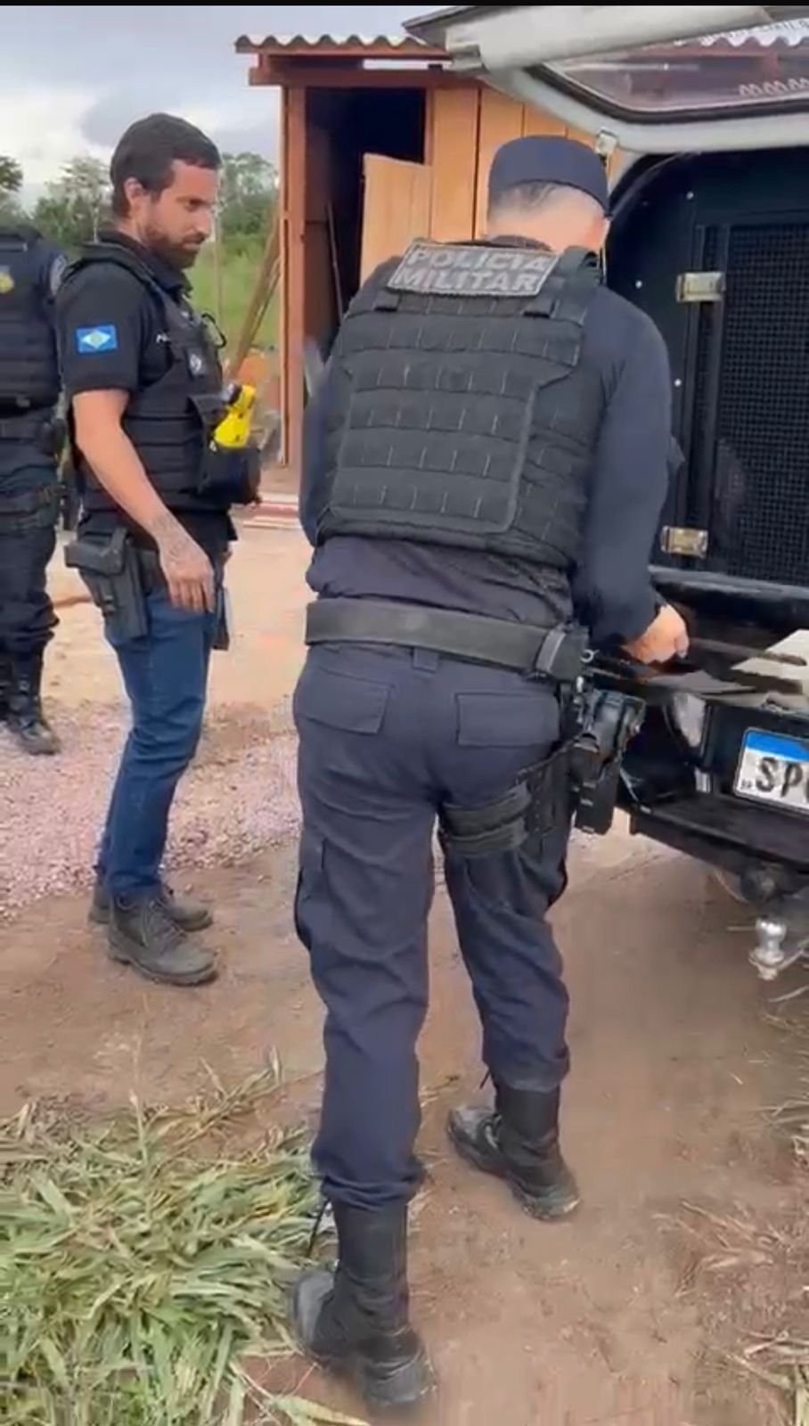 Suspeito embriagado ameaça esposa e quebra objetos dentro de casa em Guarantã do Norte