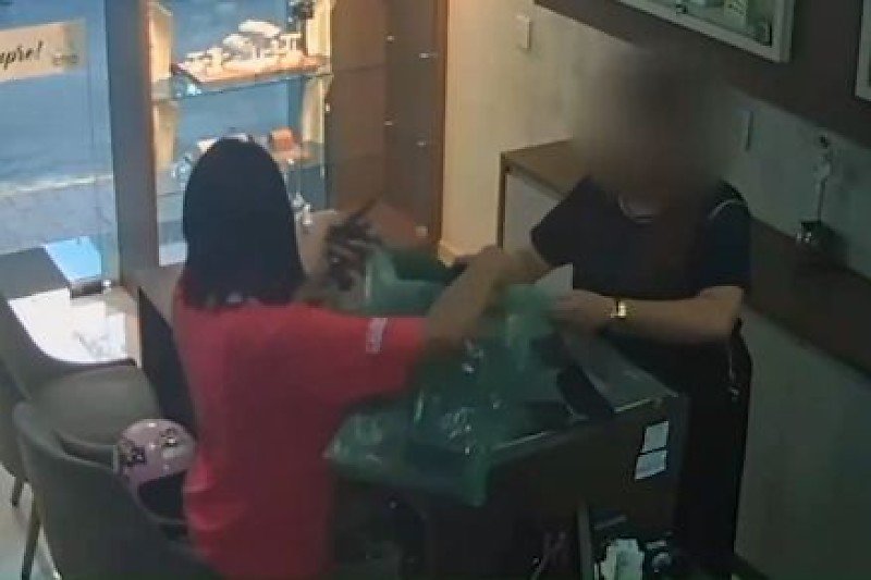 Sequência de crimes assusta: joalherias são alvo em poucas horas – veja os vídeos: