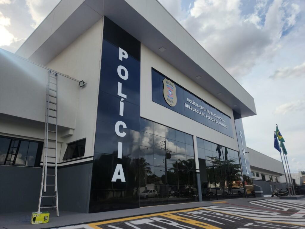 Cobrança de salário gera discussão e termina em ameaça em comércio