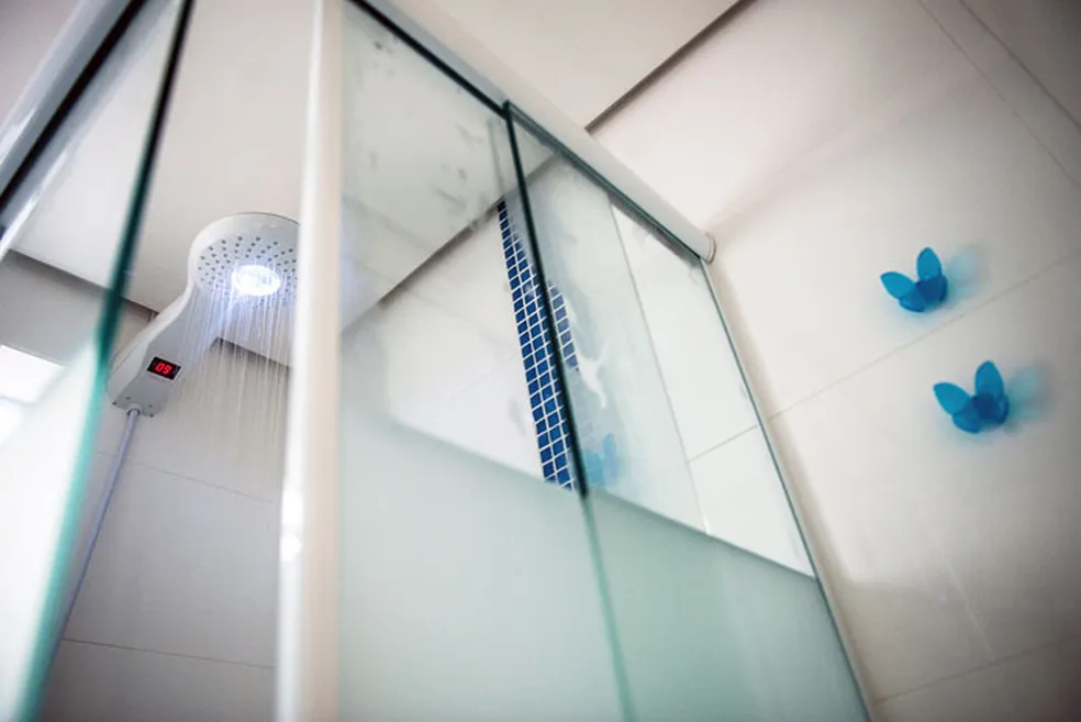 Homem filma menina de 12 anos no banho e causa revolta em cidade de MT