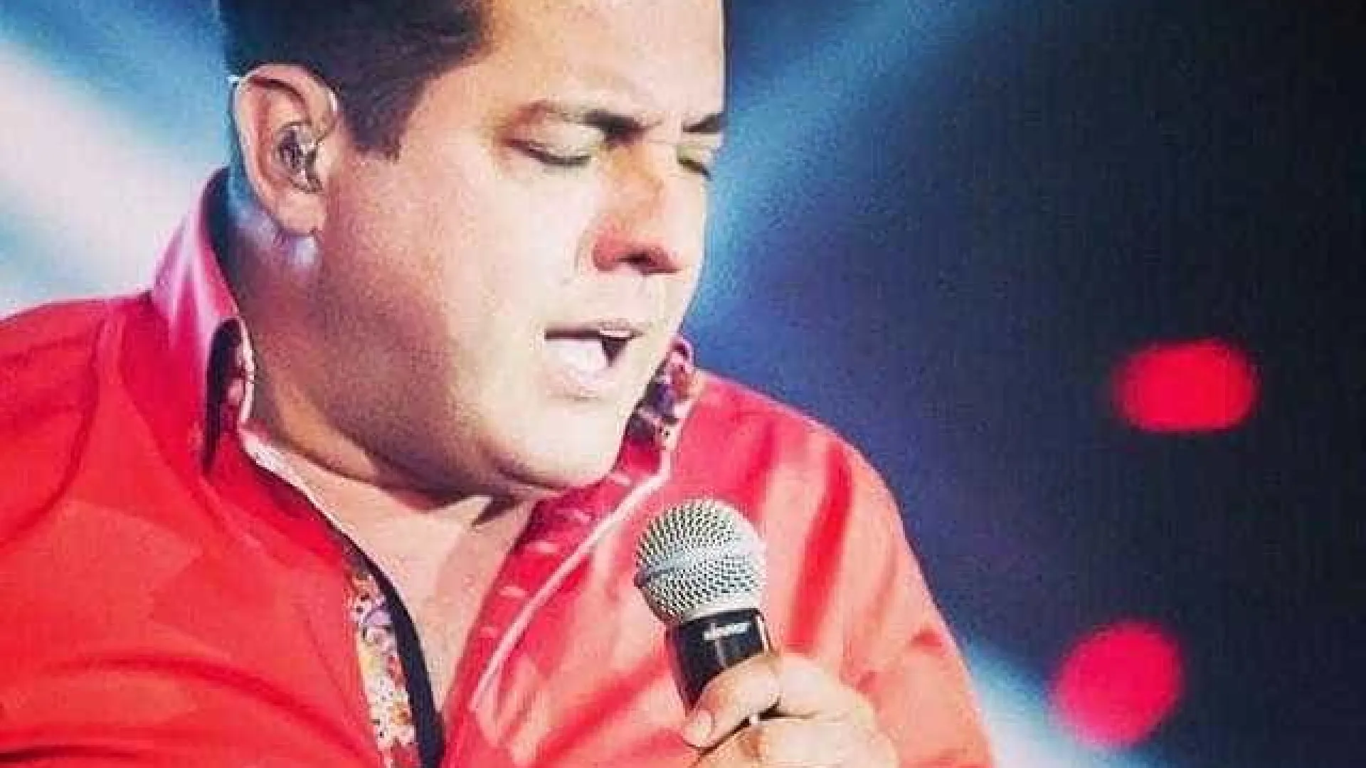 Marrone passa por nova cirurgia para complementar procedimento íntimo