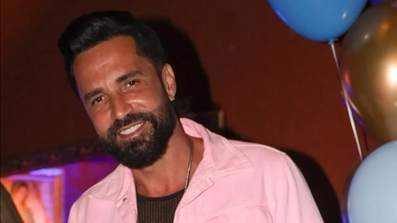 Latino sofre acidente de ônibus em SP