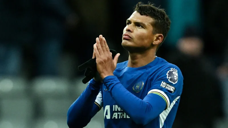 Mãe de Thiago Silva morre cinco dias após jogador perder o sogro