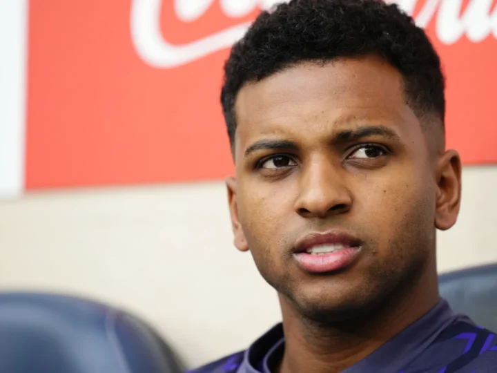 Rodrygo passará por cirurgia de reconstrução do ligamento nesta terça-feira