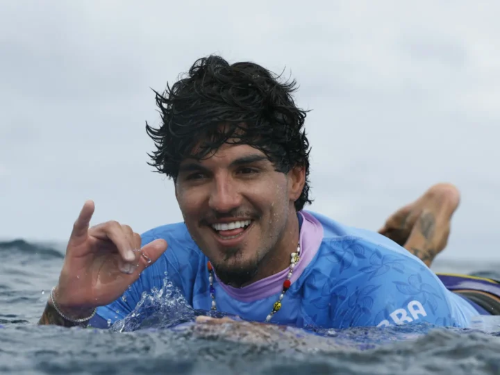 Gabriel Medina terá Adriano de Souza como técnico para Mundial de 2026