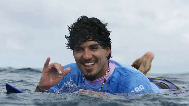 Gabriel Medina terá Adriano de Souza como técnico para Mundial de 2026