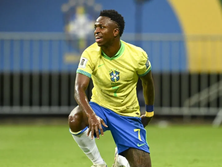 Vinicius Jr. diz que seleção não é favorita na Copa e defende Neymar