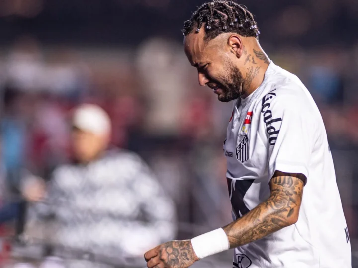 Po, Ancelotti, e eu?, reage Neymar durante a convocação