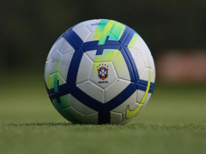 Nove equipes garantem títulos estaduais pelo Brasil