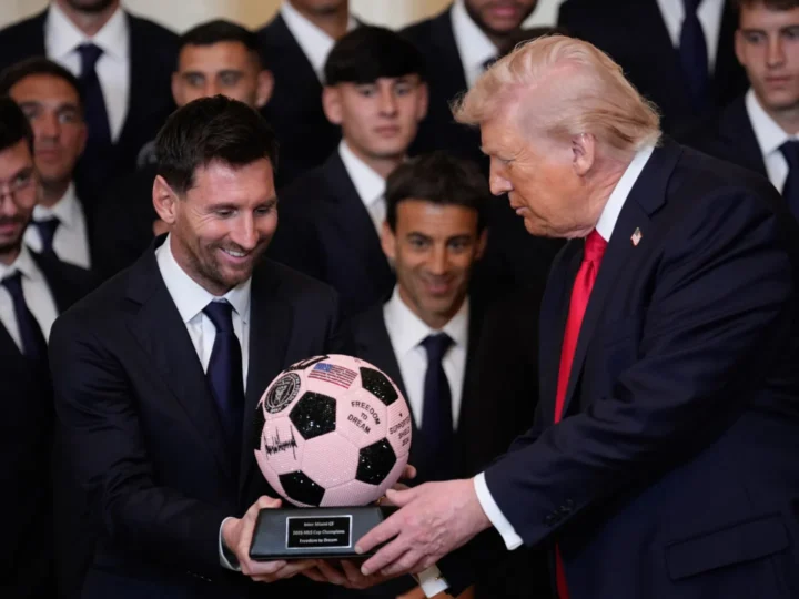 Foto de Messi com Trump em festejo na Casa Branca divide torcedores argentinos