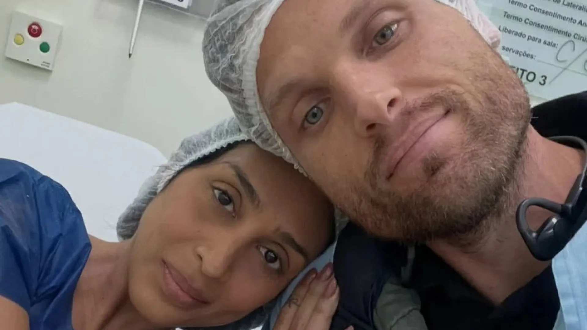 Amanda Djehdian revela perda de gêmeos um ano após aborto gestacional