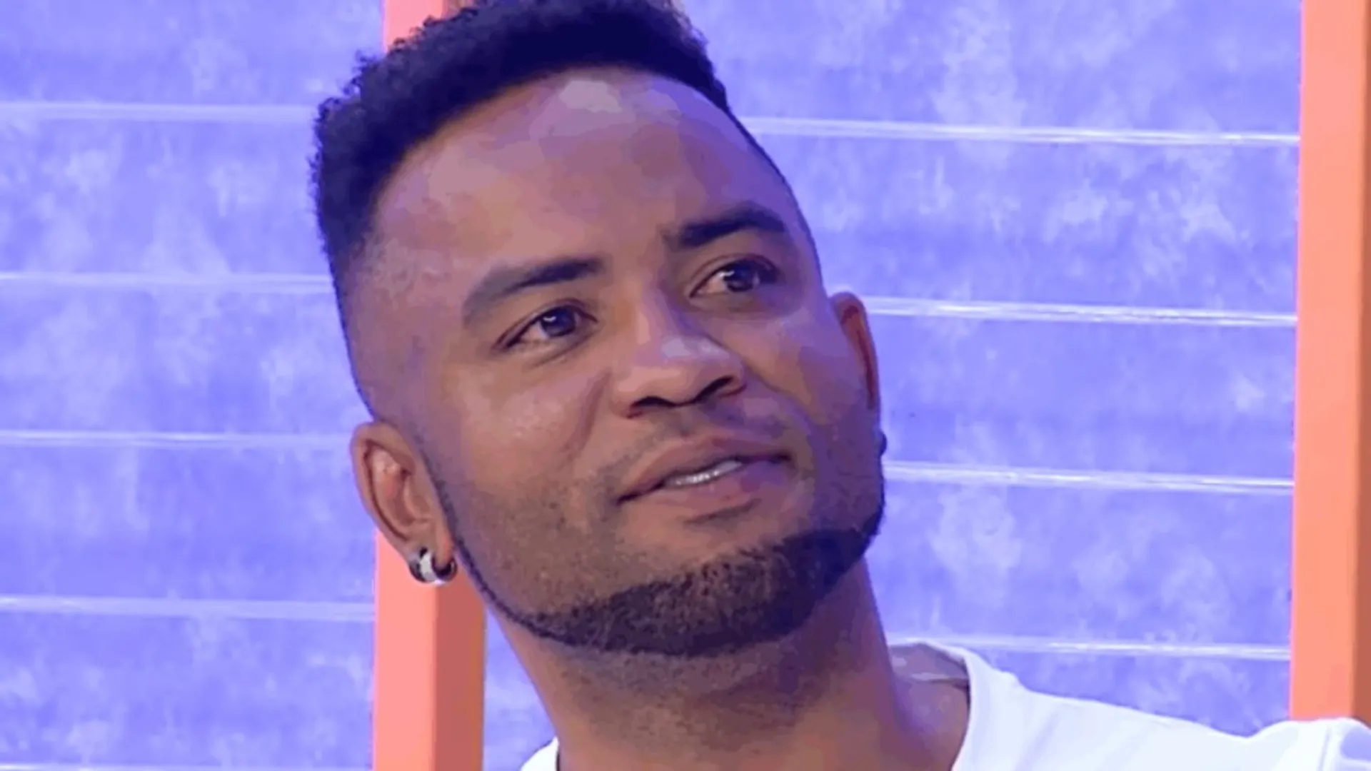 Justiça determina expulsão do ex-jogador Carlos Alberto de condomínio do Rio de Janeiro