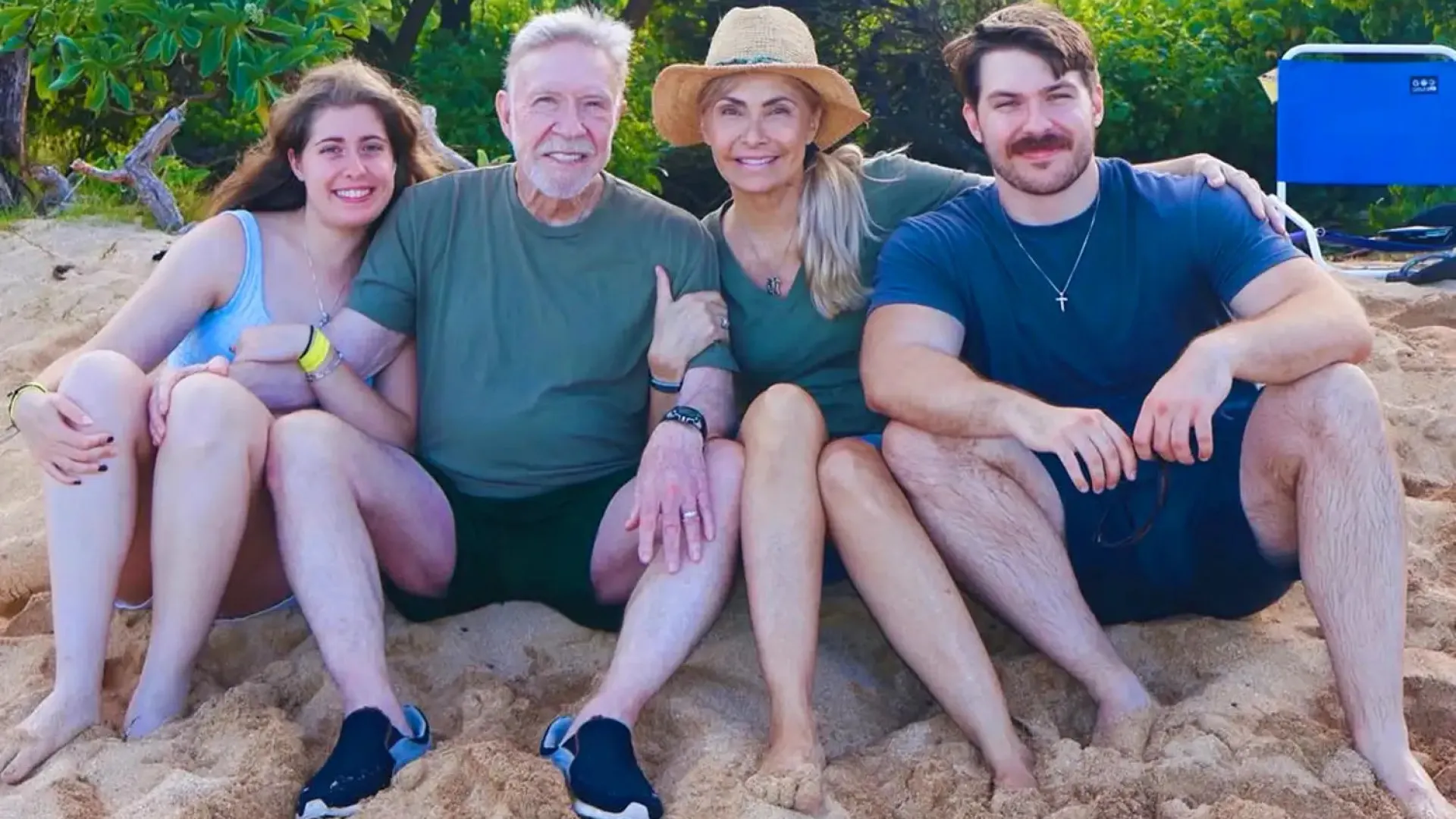 Filhos de Chuck Norris reagem à morte do pai: “O meu porto seguro”