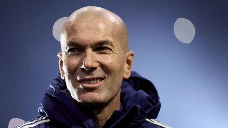 Zidane acerta com a Seleção da França e deve assumir após a Copa de 2026