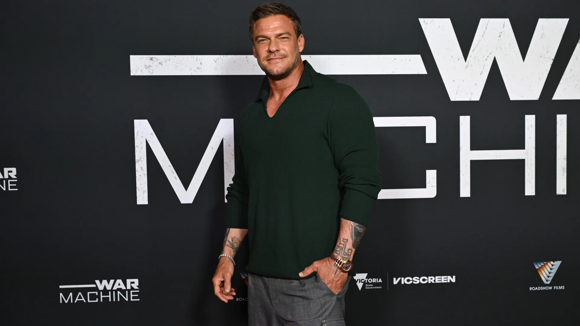 Alan Ritchson, de “Reacher”, é acusado de espancar vizinho nos EUA