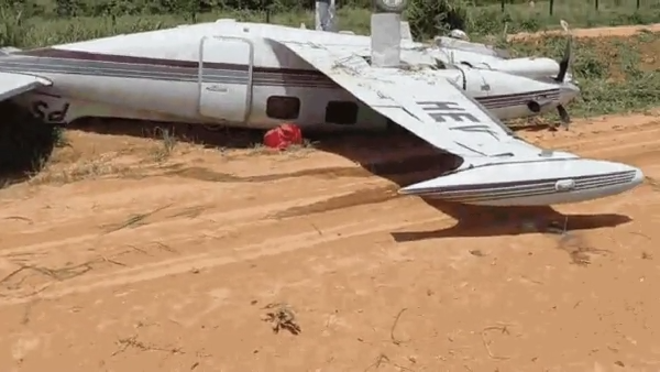 Avião usado em transporte de paciente do SUS cai em Nova Bandeirantes; tripulação escapa sem ferimentos