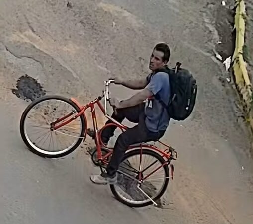 Homem invade casa, ameaça bebê e é preso suspeito de estuprar jovem em Sorriso