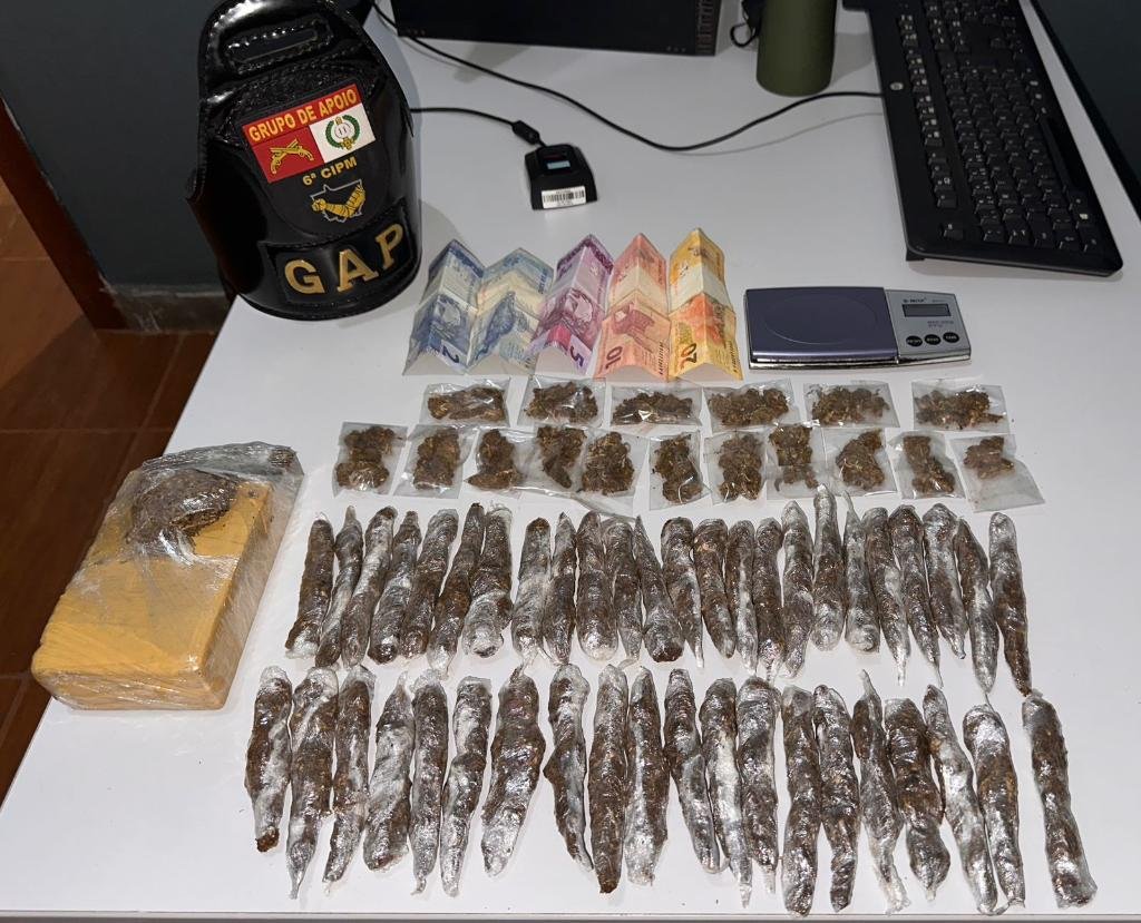 Suspeito foge, cai de moto e acaba preso por tráfico de drogas