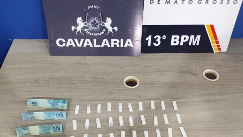 Dupla é detida com drogas após tentativa de fuga durante patrulhamento