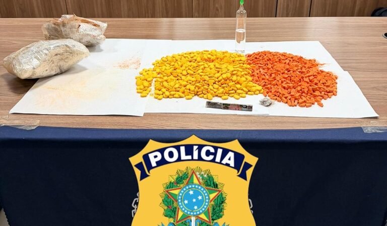 PRF intercepta carga de drogas em ônibus e prende passageira na BR-364 em MT