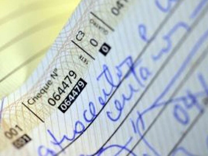 Uso de cheque cai 18% em 2025