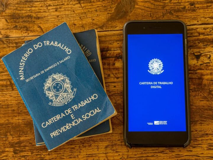 Brasil cria 255,3 mil postos de trabalho em fevereiro