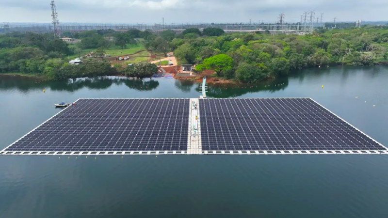 Energia solar em Itaipu tem potencial para dobrar capacidade da usina