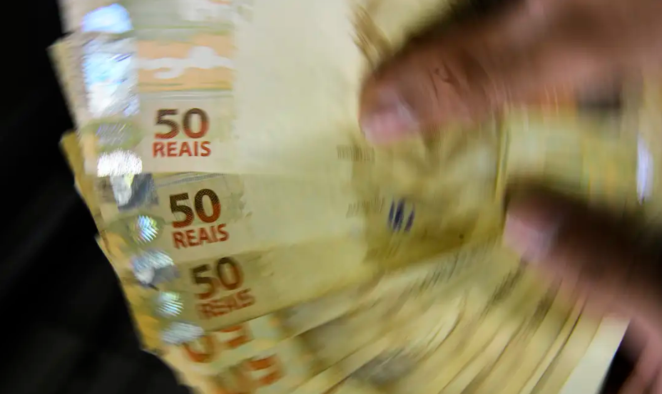 Poupança tem retirada líquida de R$ 11,1 bilhões em março