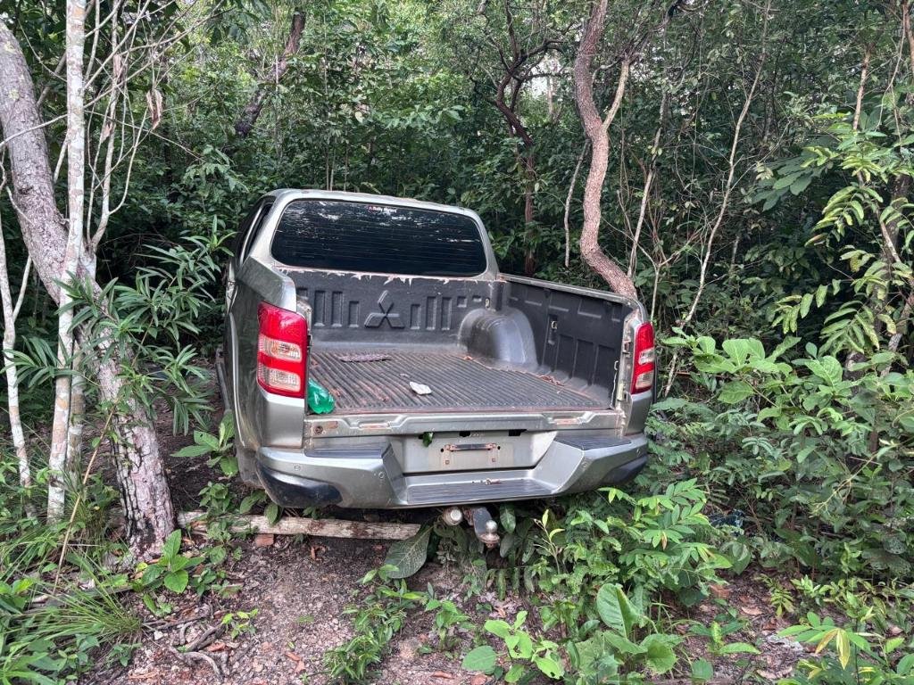 Desmanche ilegal é descoberto em MT: casal é preso com veículos roubados