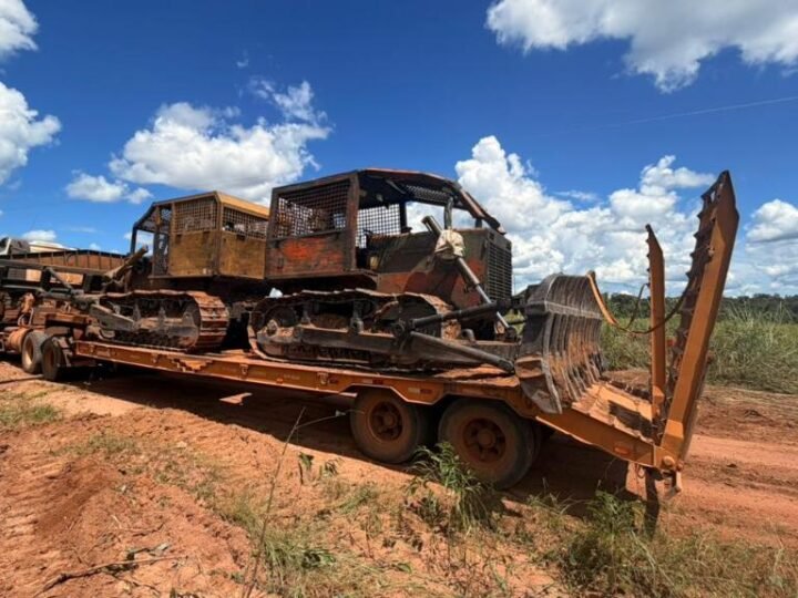 Máquinas usadas em desmatamento ilegal são apreendidas em operação ambiental no norte de MT