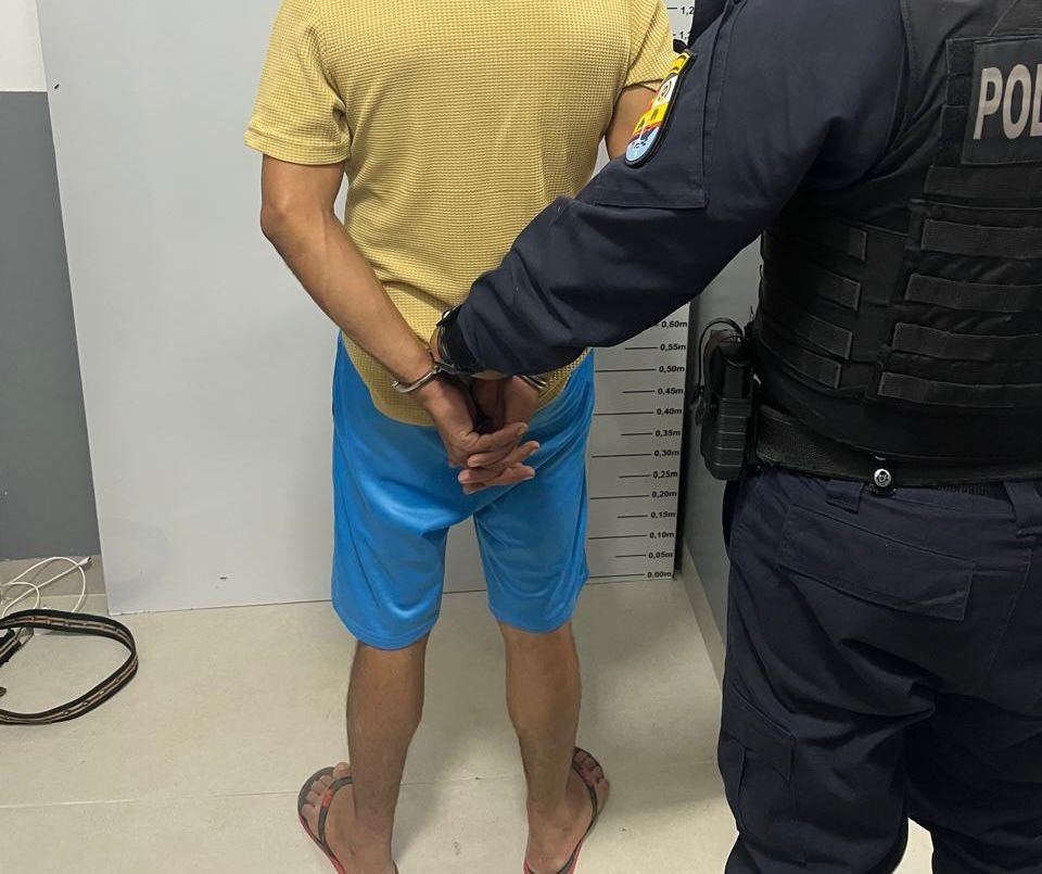 Homem ignora medida protetiva, invade casa da ex e acaba levado pela PM em Guarantã do Norte