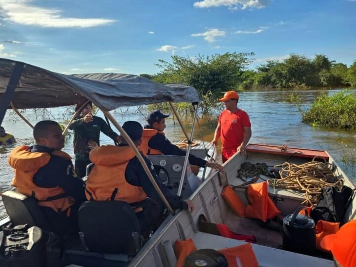 Tragédia no rio: pai e filho morrem após embarcação virar durante travessia