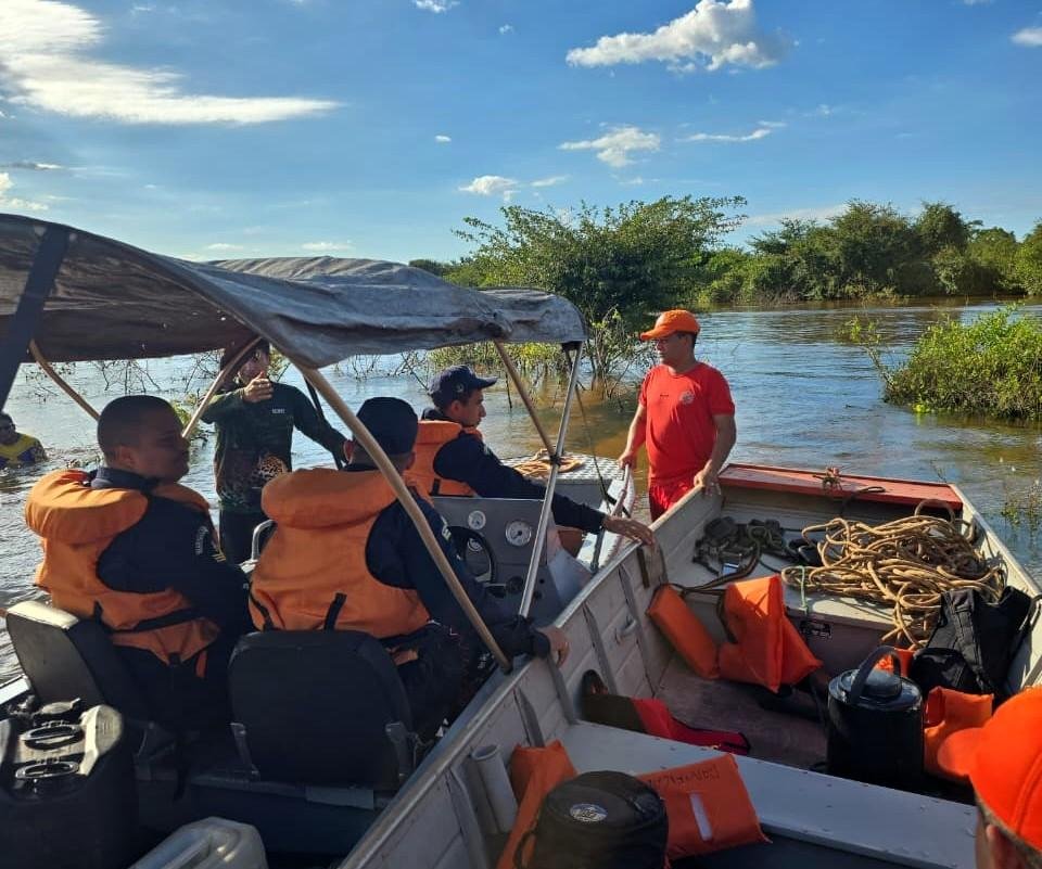 Tragédia no rio: pai e filho morrem após embarcação virar durante travessia